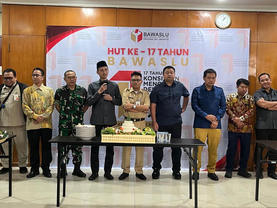 Tasyakuran dan HUT Bawaslu 
