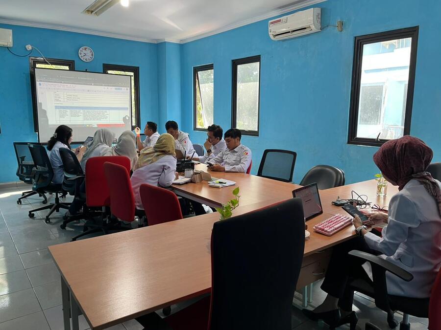 Rapat Internal terkait IKU