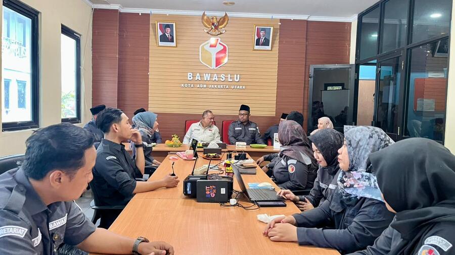 Kunjungan Bapak Totok Hariyono